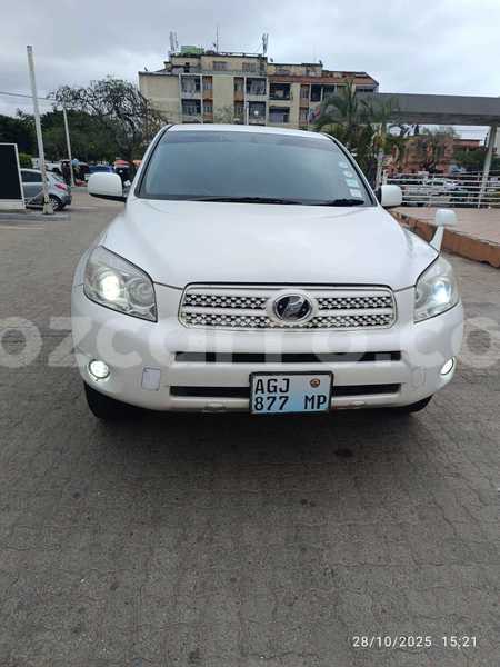 Big with watermark toyota rav4 manica manica 40073