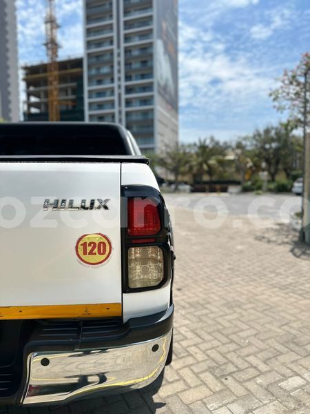 Big with watermark toyota hilux maputo maputo 40090
