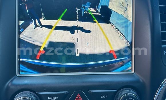 Nunua Ilio tumika Jeep Grand Cherokee Nyekundu Gari ndani ya Maputo nchini Maputo Nunua Ilio tumika Jeep Grand Cherokee Nyekundu Gari ndani ya Maputo nchini Maputo