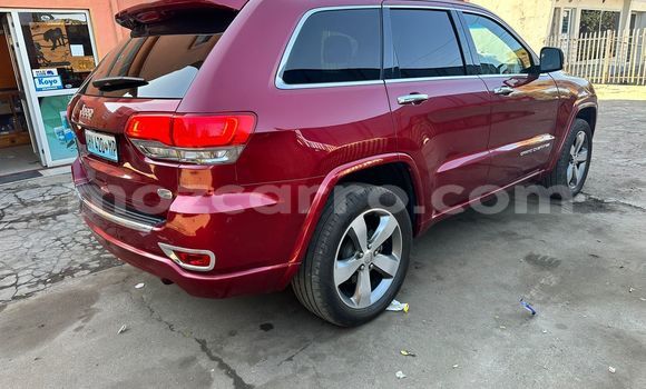 Nunua Ilio tumika Jeep Grand Cherokee Nyekundu Gari ndani ya Maputo nchini Maputo Nunua Ilio tumika Jeep Grand Cherokee Nyekundu Gari ndani ya Maputo nchini Maputo