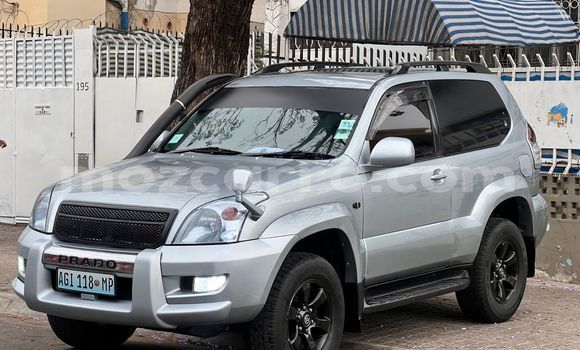 Nunua Ilio tumika Toyota Land Cruiser Prado Nyingine Gari ndani ya Maputo nchini Maputo