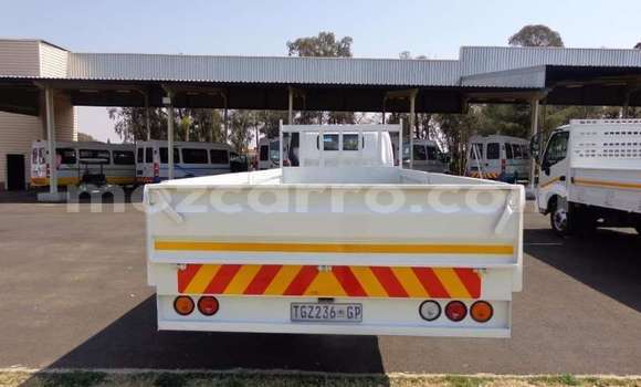 Tenga Tsaru Toyota Dyna Chena Rori in Maputo in Maputo Tenga Tsaru Toyota Dyna Chena Rori in Maputo in Maputo