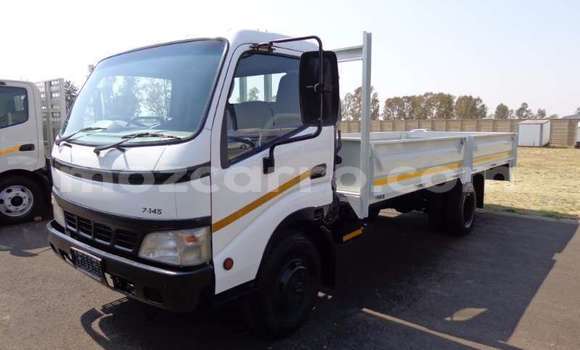 Tenga Tsaru Toyota Dyna Chena Rori in Maputo in Maputo Tenga Tsaru Toyota Dyna Chena Rori in Maputo in Maputo