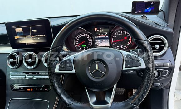 Nunua Mpya Mercedes-Benz GLC 250D Nyeupe Gari ndani ya Maputo nchini Maputo Nunua Mpya Mercedes-Benz GLC 250D Nyeupe Gari ndani ya Maputo nchini Maputo