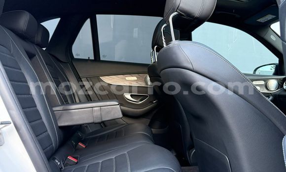 Nunua Mpya Mercedes-Benz GLC 250D Nyeupe Gari ndani ya Maputo nchini Maputo Nunua Mpya Mercedes-Benz GLC 250D Nyeupe Gari ndani ya Maputo nchini Maputo