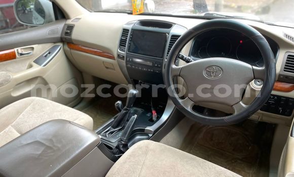 Nunua Ilio tumika Toyota Land Cruiser Prado Nyeupe Gari ndani ya Maputo nchini Maputo Nunua Ilio tumika Toyota Land Cruiser Prado Nyeupe Gari ndani ya Maputo nchini Maputo