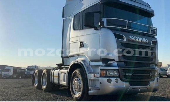 Nunua Ilio tumika Scania R420 Fedha Lori ndani ya Maputo nchini Maputo Nunua Ilio tumika Scania R420 Fedha Lori ndani ya Maputo nchini Maputo
