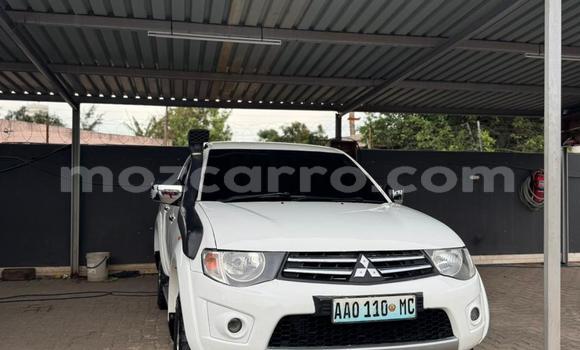 Nunua Ilio tumika Mitsubishi Triton Nyeupe Gari ndani ya Maputo nchini Maputo Nunua Ilio tumika Mitsubishi Triton Nyeupe Gari ndani ya Maputo nchini Maputo