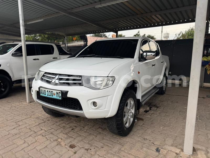 Big with watermark mitsubishi triton maputo maputo 40102