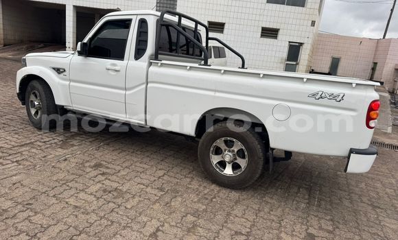 Nunua Ilio tumika Mahindra CL Nyeupe Gari ndani ya Maputo nchini Maputo Nunua Ilio tumika Mahindra CL Nyeupe Gari ndani ya Maputo nchini Maputo