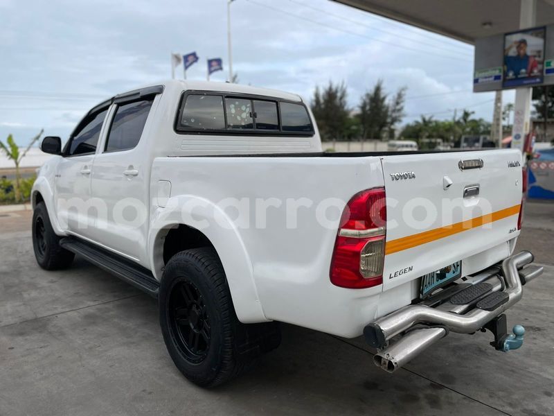 Big with watermark toyota hilux maputo maputo 40110