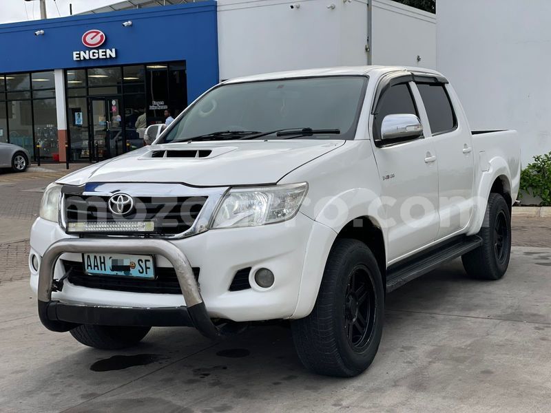 Big with watermark toyota hilux maputo maputo 40110