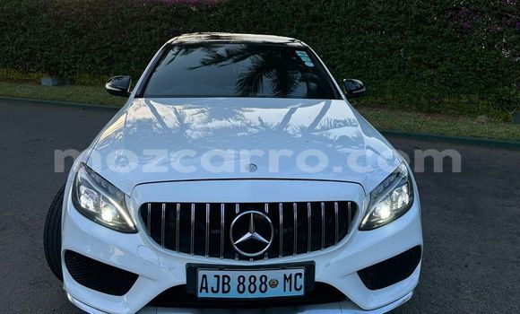 Nunua Ilio tumika Mercedes‒Benz M-Class Nyeupe Gari ndani ya Maputo nchini Maputo Nunua Ilio tumika Mercedes‒Benz M-Class Nyeupe Gari ndani ya Maputo nchini Maputo