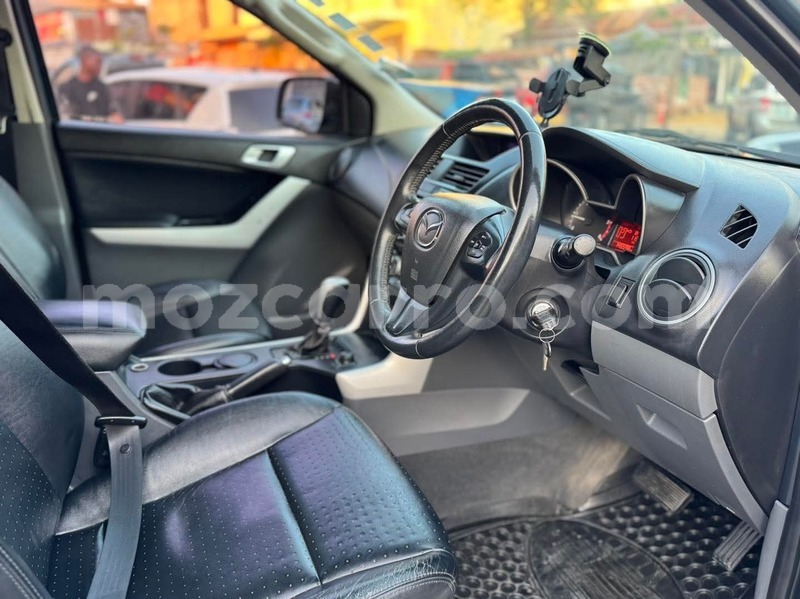 Big with watermark mazda bt 50 maputo maputo 40116