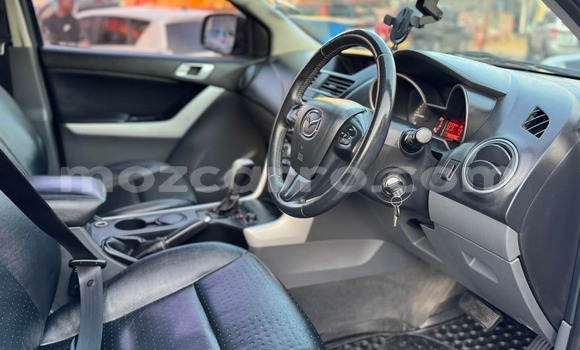 Tenga Tsaru Mazda BT-50 Bhuruu Mota in Maputo in Maputo Tenga Tsaru Mazda BT-50 Bhuruu Mota in Maputo in Maputo