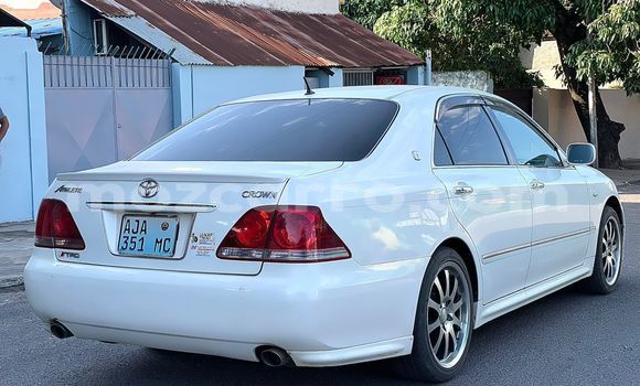 Tenga Tsaru Toyota Crown Chena Mota in Maputo in Maputo Tenga Tsaru Toyota Crown Chena Mota in Maputo in Maputo