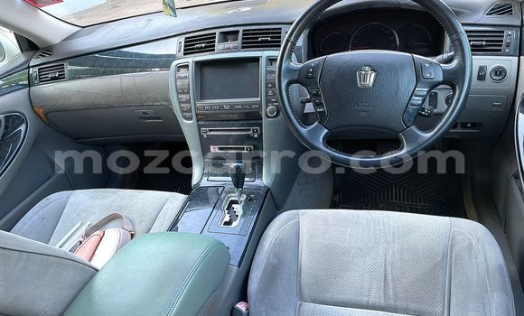 Tenga Tsaru Toyota Crown Chena Mota in Maputo in Maputo Tenga Tsaru Toyota Crown Chena Mota in Maputo in Maputo