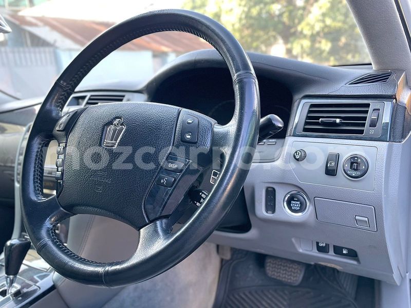 Big with watermark toyota crown maputo maputo 40118