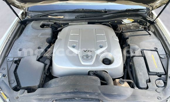 Tenga Tsaru Toyota Crown Chena Mota in Maputo in Maputo Tenga Tsaru Toyota Crown Chena Mota in Maputo in Maputo