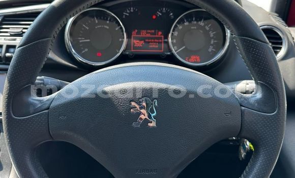 Comprar Usado Peugeot 3008 Vermelho Carro em Maputo em Maputo Comprar Usado Peugeot 3008 Vermelho Carro em Maputo em Maputo