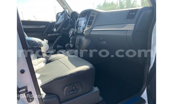 Buy Import Mitsubishi Pajero White Car in Import - Dubai in Cabo Delgado Buy Import Mitsubishi Pajero White Car in Import - Dubai in Cabo Delgado