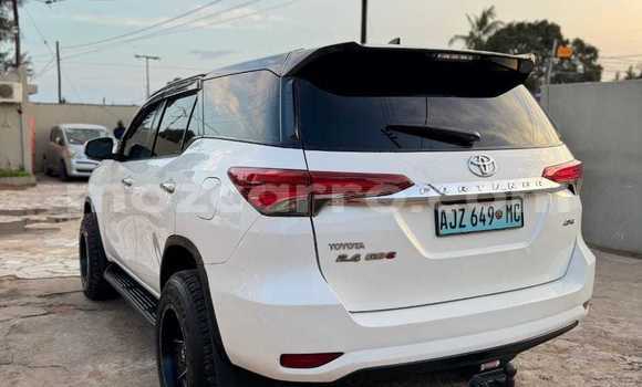 Tenga Tsaru Toyota Fortuner Chena Mota in Maputo in Maputo Tenga Tsaru Toyota Fortuner Chena Mota in Maputo in Maputo