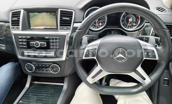 Tenga Tsaru Mercedes‒Benz ML-Class Nhema Mota in Maputo in Maputo Tenga Tsaru Mercedes‒Benz ML-Class Nhema Mota in Maputo in Maputo