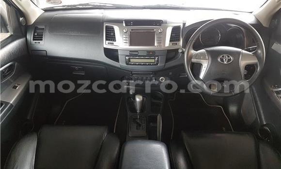 Comprar Usado Toyota Hilux Branco Carro em Maputo em Maputo Comprar Usado Toyota Hilux Branco Carro em Maputo em Maputo