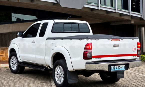 Tenga Tsaru Toyota Hilux Chena Mota in Maputo in Maputo Tenga Tsaru Toyota Hilux Chena Mota in Maputo in Maputo