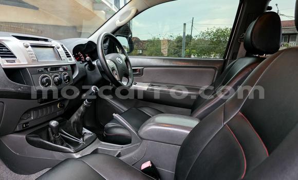 Tenga Tsaru Toyota Hilux Chena Mota in Maputo in Maputo Tenga Tsaru Toyota Hilux Chena Mota in Maputo in Maputo