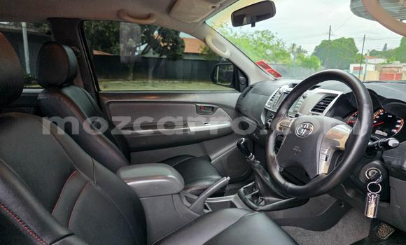 Tenga Tsaru Toyota Hilux Chena Mota in Maputo in Maputo Tenga Tsaru Toyota Hilux Chena Mota in Maputo in Maputo