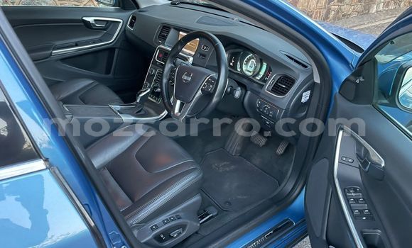 Buy Used Volvo S60 Blue Car in Maputo in Maputo Buy Used Volvo S60 Blue Car in Maputo in Maputo