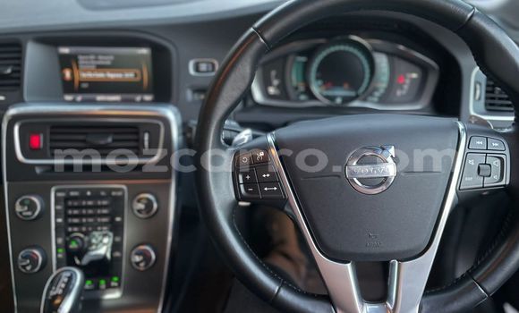 Buy Used Volvo S60 Blue Car in Maputo in Maputo Buy Used Volvo S60 Blue Car in Maputo in Maputo