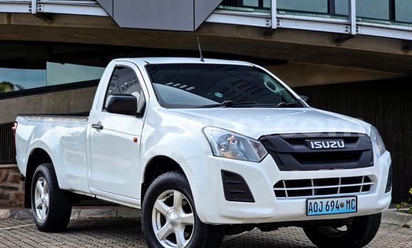 Comprar Usado Isuzu D-MAX Branco Carro em Maputo em Maputo Comprar Usado Isuzu D-MAX Branco Carro em Maputo em Maputo