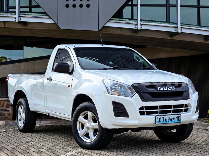 Big with watermark isuzu d max maputo maputo 40144