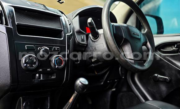 Tenga Tsaru Isuzu D-MAX Chena Mota in Maputo in Maputo Tenga Tsaru Isuzu D-MAX Chena Mota in Maputo in Maputo