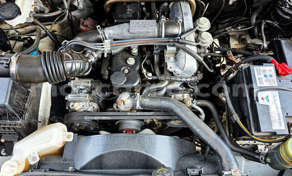 Tenga Tsaru Isuzu D-MAX Chena Mota in Maputo in Maputo Tenga Tsaru Isuzu D-MAX Chena Mota in Maputo in Maputo