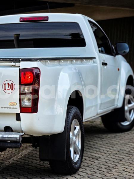 Big with watermark isuzu d max maputo maputo 40144