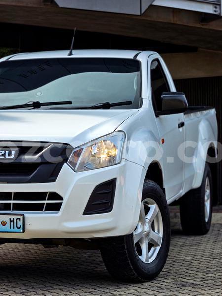 Big with watermark isuzu d max maputo maputo 40144