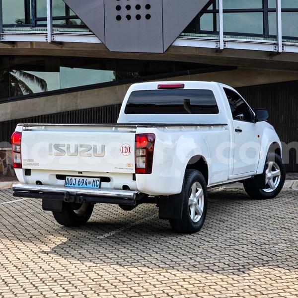 Big with watermark isuzu d max maputo maputo 40144