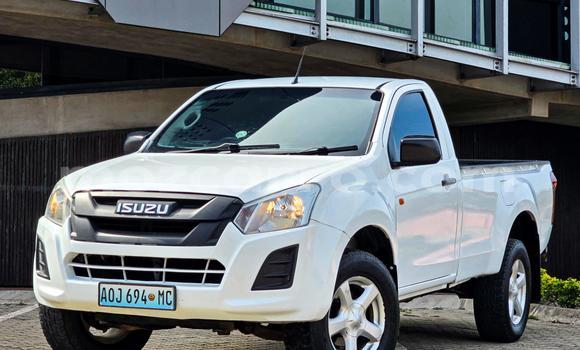 Tenga Tsaru Isuzu D-MAX Chena Mota in Maputo in Maputo Tenga Tsaru Isuzu D-MAX Chena Mota in Maputo in Maputo