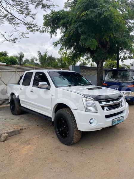Big with watermark isuzu kb maputo maputo 40150