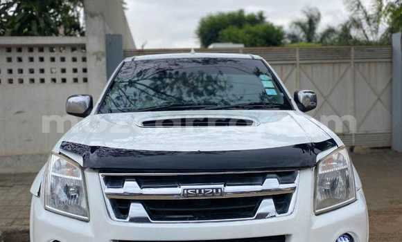 Tenga Tsaru Isuzu KB Chena Mota in Maputo in Maputo Tenga Tsaru Isuzu KB Chena Mota in Maputo in Maputo