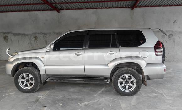 Tenga Tsaru Toyota Land Cruiser Prado Zvimwe Mota in Maputo in Maputo Tenga Tsaru Toyota Land Cruiser Prado Zvimwe Mota in Maputo in Maputo