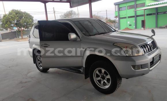 Tenga Tsaru Toyota Land Cruiser Prado Zvimwe Mota in Maputo in Maputo Tenga Tsaru Toyota Land Cruiser Prado Zvimwe Mota in Maputo in Maputo
