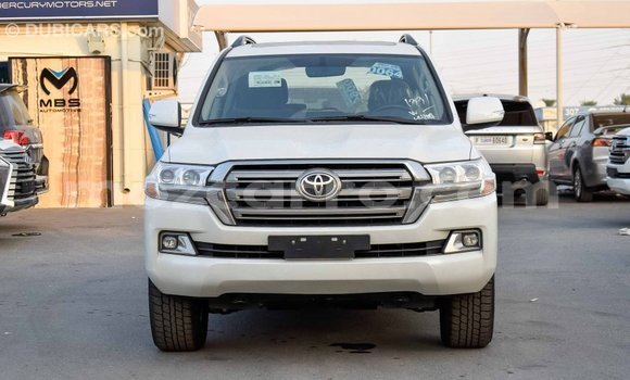 Comprar Importar Toyota Land Cruiser De outros Carro em Import - Dubai em Cabo Delgado Comprar Importar Toyota Land Cruiser De outros Carro em Import - Dubai em Cabo Delgado