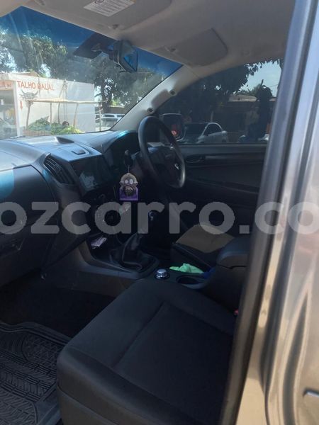 Big with watermark isuzu d max maputo maputo 40157