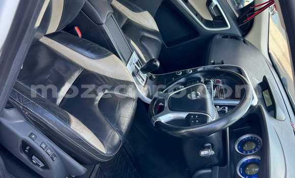 Tenga Tsaru Volvo XC60 Chena Mota in Maputo in Maputo Tenga Tsaru Volvo XC60 Chena Mota in Maputo in Maputo