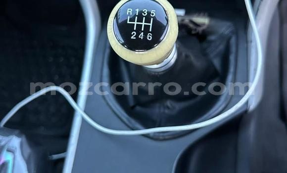 Comprar Usado Mazda BT-50 Branco Carro em Maputo em Maputo Comprar Usado Mazda BT-50 Branco Carro em Maputo em Maputo