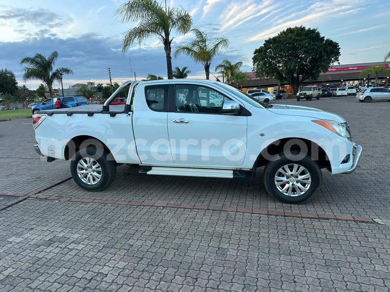 Big with watermark mazda bt 50 maputo maputo 40170
